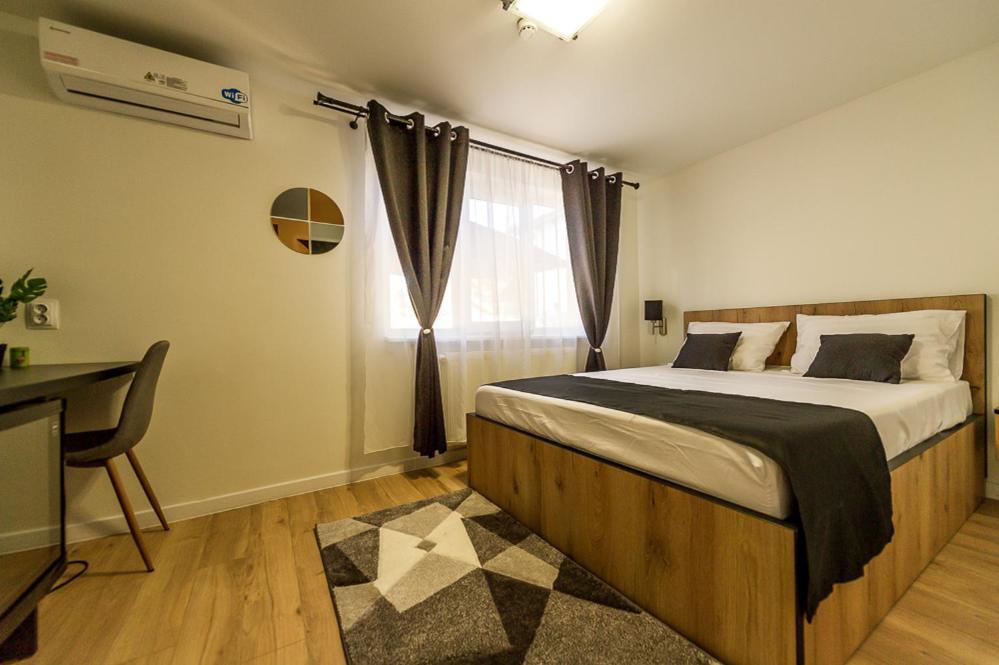 Casa Emilia Hotel Hunedoara Exterior photo