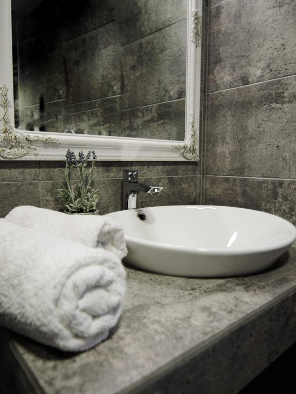 Casa Emilia Hotel Hunedoara Room photo