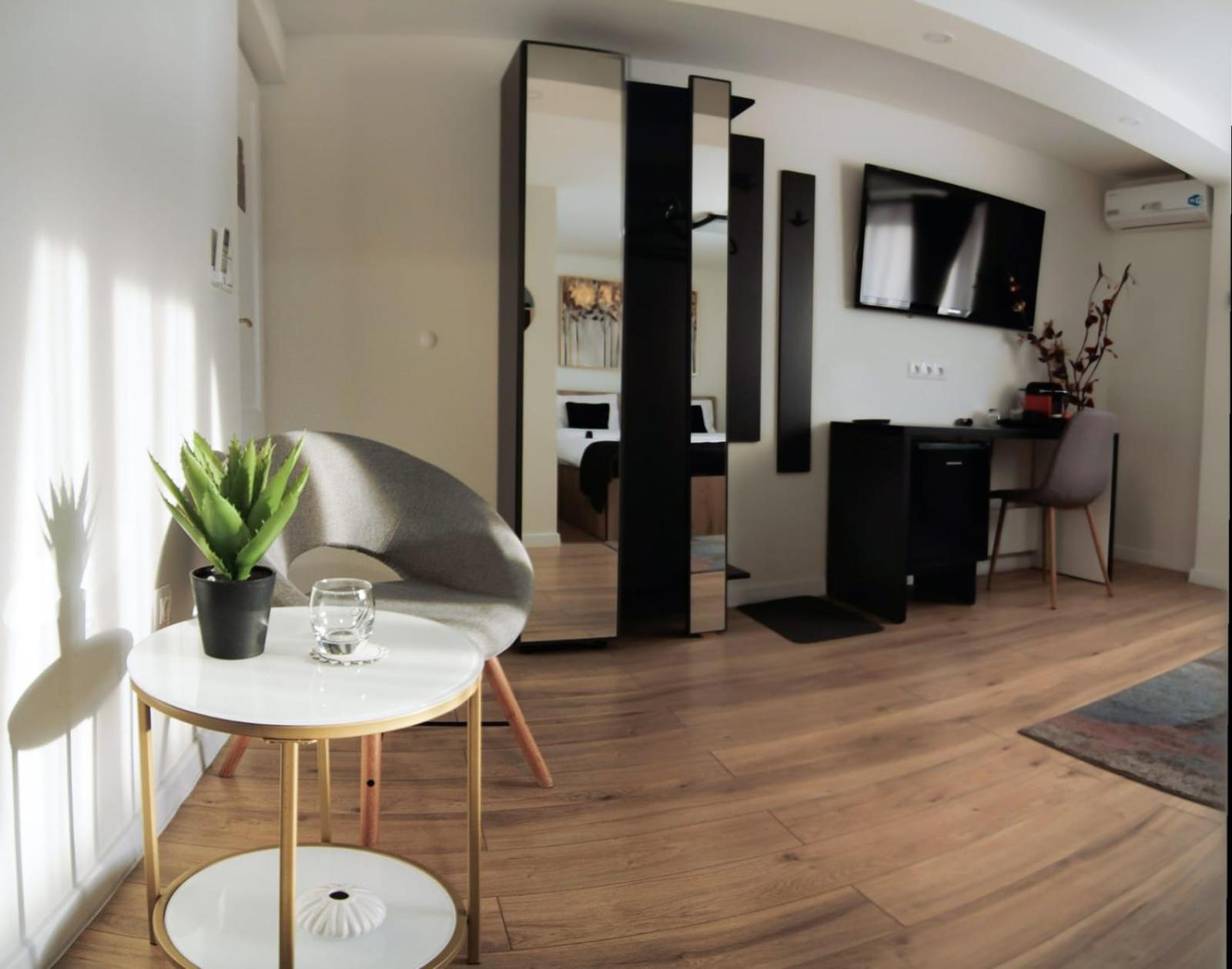 Casa Emilia Hotel Hunedoara Room photo